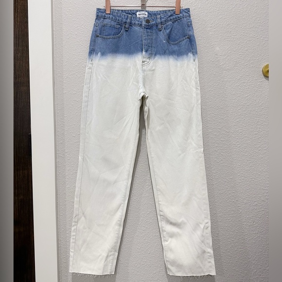 Superdown NWOT Claire Ombré Blue to White Raw Hem Relaxed Jeans Sz 26 Revolve - Picture 10 of 10